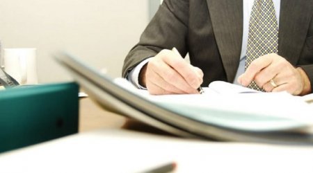 Dövlət qulluğu imtahanında iştirak etmək istəyənlərin nəzərinə Dövlət qulluğu imtahanında iştirak etmək istəyənlərin nəzərinə