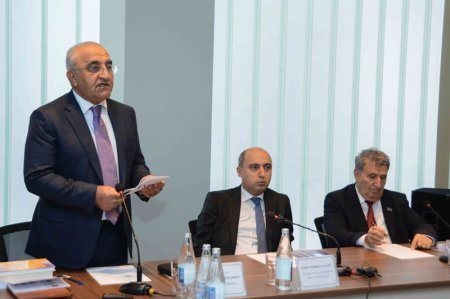 UNEC-də müzakirə: “Azərbaycanda elmin populyarlaşdırılması modeli” - FOTOLAR