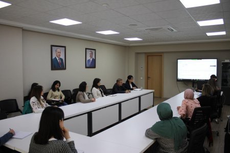 Azərbaycan dili və informatika fənləri üzrə hazırlıq kurslarının növbəti məşğələləri keçirilib