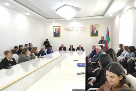 Ulu Öndərə həsr olunmuş “Qarlı zirvə” kitabının təqdimatı olub