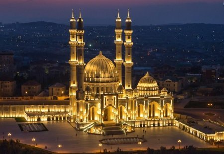 Azərbaycanda Ramazan bayramıdır