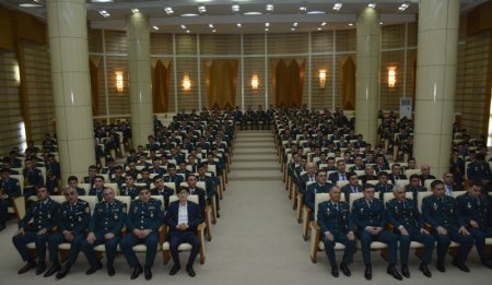 DSX-nin Akademiyasında Ulu Öndərə həsr olunmuş elmi-praktiki seminar keçirilib