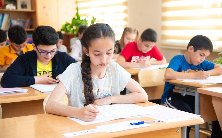 Lisey və gimnaziyalara qəbul davam edir