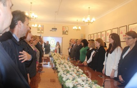 BSU-nun məzunu Bəhmən Abuzərova həsr olunmuş “Torpaq, bayraq sevdalı şəhidlər” adlı tədbir keçirilib - FOTO