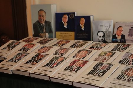 “Heydər Əliyev və ev muzeyləri” mövzusunda respublika konfransı keçirilib
