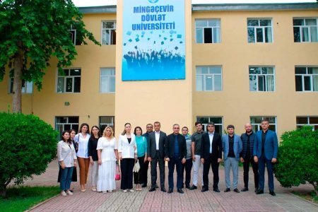 MDU məzunları ilə görüş keçirilib - FOTOLAR