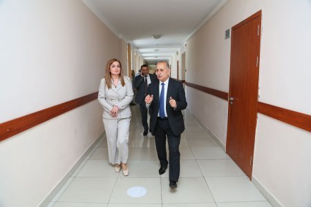 Bakıda I siniflərə qəbulla bağlı müsahibə prosesi izlənilib - FOTO