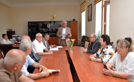 Arxeologiya, Etnoqrafiya və Antropologiya İnstitutunun Elmi şurasının iclası keçirilib