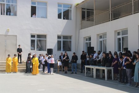 MDU tələbələri məktəblilərlə birgə riyaziyyat gecəsi keçiriblər - FOTO