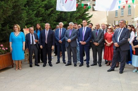 ADMİU tələbələri tərəfindən "Gümüş nar” festivalı keçirilib - FOTO ADMİU tələbələri tərəfindən "Gümüş nar” festivalı keçirilib - FOTO