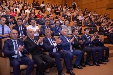 Şəki şəhər 10 nömrəli tam orta məktəb 125 yaşında - FOTOLAR Şəki şəhər 10 nömrəli tam orta məktəb 125 yaşında - FOTOLAR