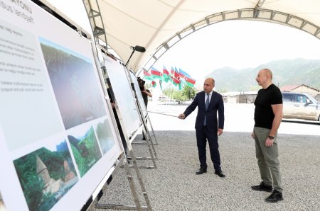 Prezident Kəlbəcərdə məktəb binasının təməlini qoyub - FOTO