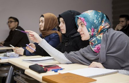 İslamşünaslıq ixtisasına qəbul olmaq istəyən abituriyentlərin NƏZƏRİNƏ