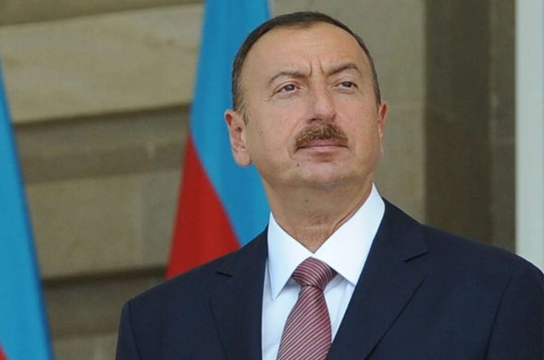 İlham Əliyev Milli Qurtuluş Günü ilə bağlı paylaşım edib - FOTO