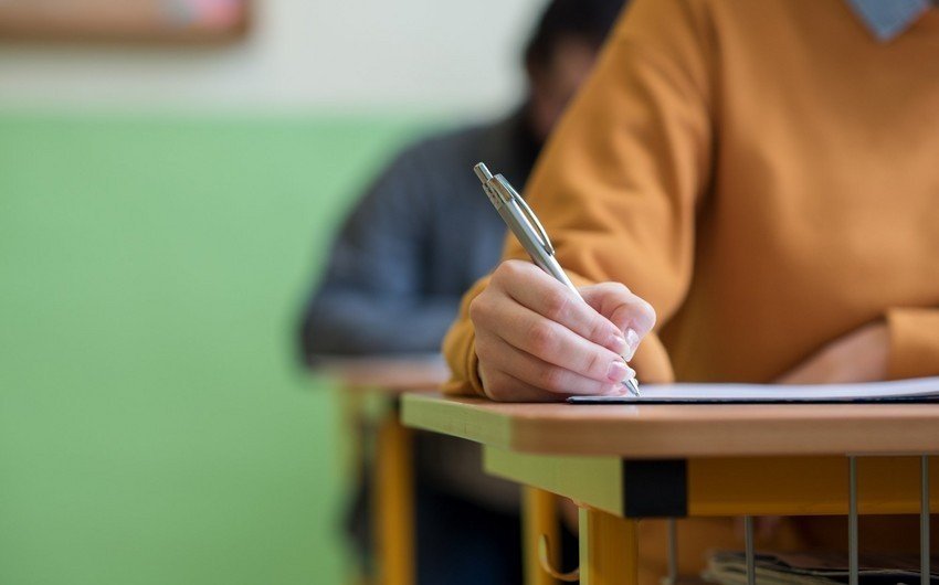 Azərbaycan dili fənni üzrə növbəti test imtahanı keçirilib