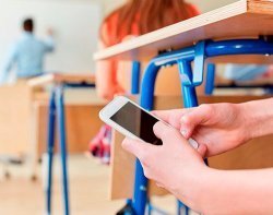 Şagirdlərin məktəbə telefon gətirməsi qadağandır yoxsa tövsiyə olunur? -ARAŞDIRMA