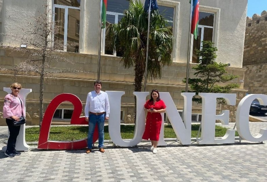 Rumıniya universitetinin nümayəndələri UNEC-də olublar