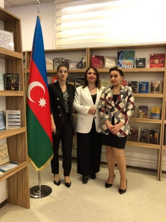 AzTU-nun Kitabxana İnformasiya Mərkəzinin direktoru konfransda çıxış edib - FOTO