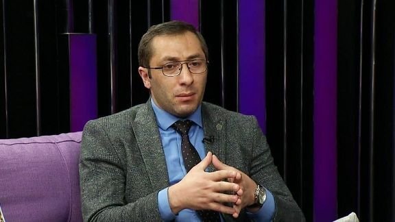 Effektiv təklif: “Dərsliklərin monitorinqi” adlı təşkilat yaradılsın ! ”