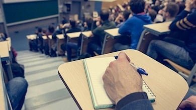 YÖK-dən saxta universitet xəbərdarlığı: Reklamlara aldanmayın