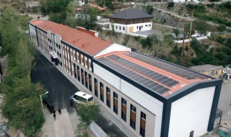 Prezident və birinci xanım Laçında 2 nömrəli tam orta məktəbin açılışında - FOTO