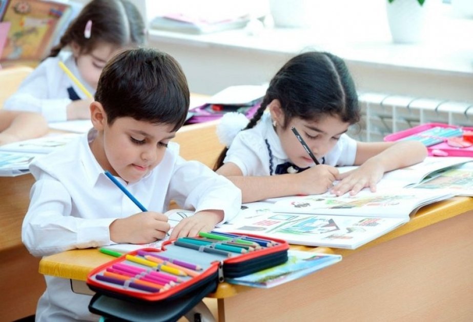 Regionlarda yerləşən məktəblərdə təhsil alacaq şagirdlərin sayı açıqlanıb