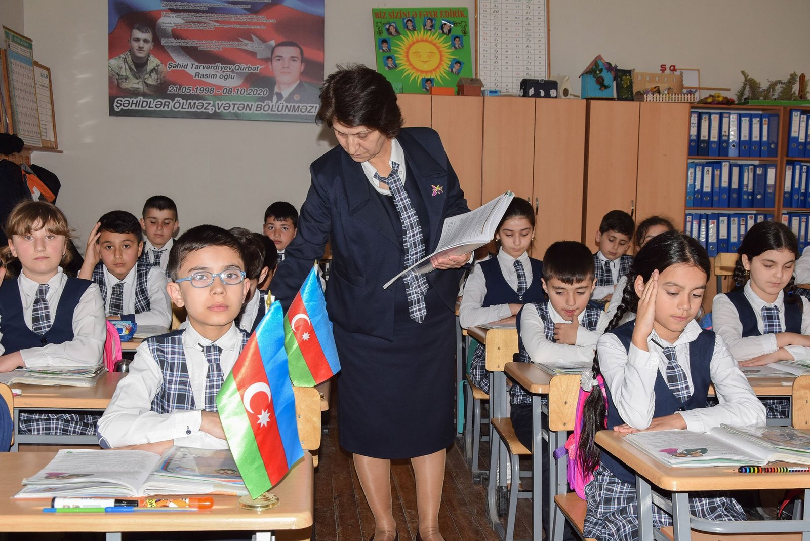 Təkrar sertifikatlaşdırmaya əsasən yaranan vakant yerlərə yeni müəllimlər təyin olunub