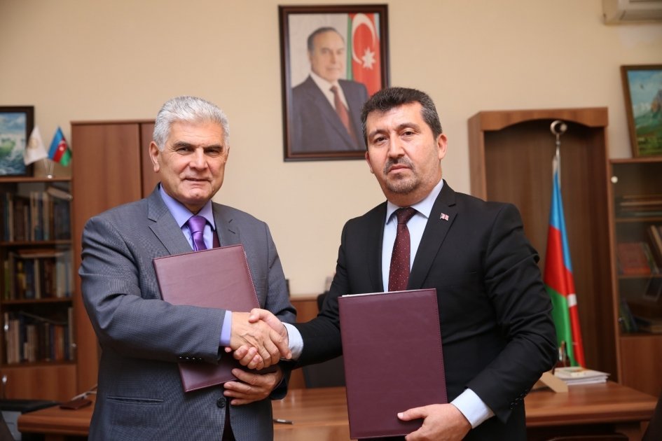 ADPU ilə Ankara Sosial Elmlər Universiteti arasında memorandum imzalanıb