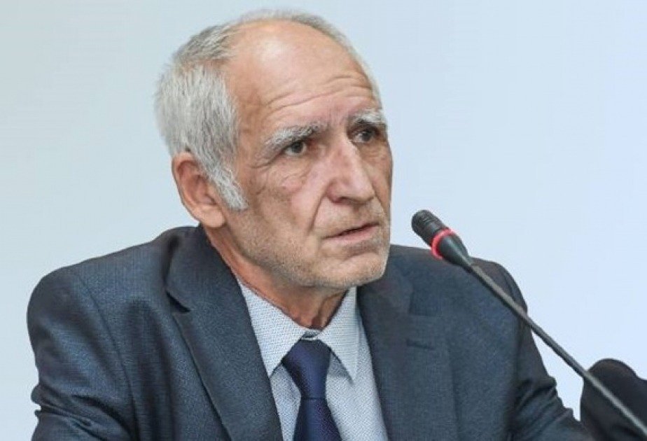 "Büdcədən çox vəsait ayrılanda elə hesab edirik ki, ancaq müəllimlərin əmək haqqı üçün nəzərdə tutulur" - Bəs əslində proses necədir? "Büdcədən çox vəsait ayrılanda elə hesab edirik ki, ancaq müəllimlərin əmək haqqı üçün nəzərdə tutulur" - Bəs əslində proses necədir?
