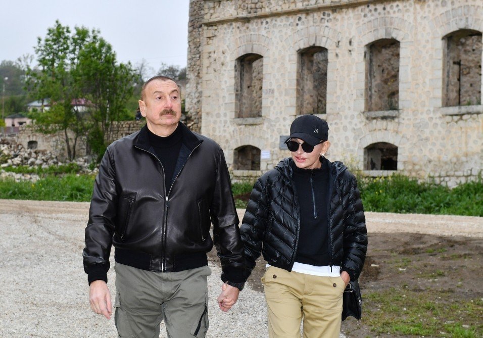 8 medallı keçmiş Xüsusi Təyinatlı Pərvin Hüseynov ölkə Prezidentinə və Birinci vitse-prezidentə müraciət etdi: “PROBLEMLƏRİMİN HƏLLİNDƏ MƏNƏ KÖMƏK EDİN”