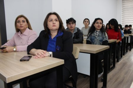 Milli Məclisin deputatı BDU tələbələrinə mühazirə oxuyub - FOTO