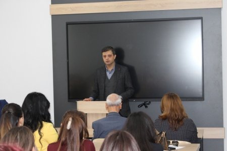 Milli Məclisin deputatı BDU tələbələrinə mühazirə oxuyub - FOTO