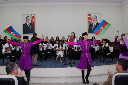 Sumqayıtdakı Uşaq İncəsənət Məktəbinə ekskursiya təşkil olunub Sumqayıtdakı Uşaq İncəsənət Məktəbinə ekskursiya təşkil olunub
