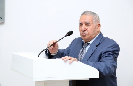 “Çağdaş Türkman ədəbiyyatı” mövzusunda elmi seminar keçirilib - FOTO “Çağdaş Türkman ədəbiyyatı” mövzusunda elmi seminar keçirilib - FOTO