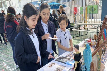 Azərbaycan mədəniyyəti Meksikada sərgilənib - FOTO Azərbaycan mədəniyyəti Meksikada sərgilənib - FOTO