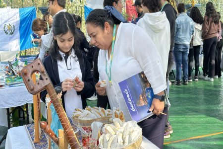 Azərbaycan mədəniyyəti Meksikada sərgilənib - FOTO Azərbaycan mədəniyyəti Meksikada sərgilənib - FOTO
