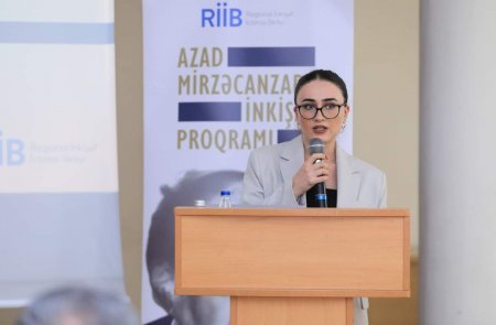 AzTU-da Azad Mirzəcanzadə inkişaf proqramının təqdimatı olub - FOTO AzTU-da Azad Mirzəcanzadə inkişaf proqramının təqdimatı olub - FOTO