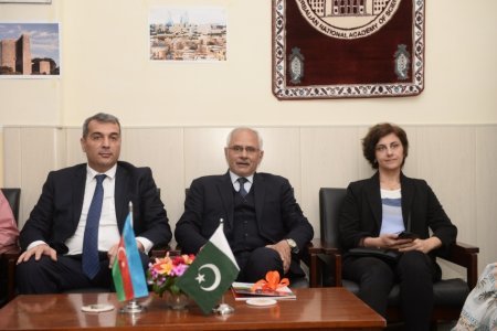 Pakistanda Azərbaycan-Urdu Araşdırma Mərkəzi açılıb - FOTO Pakistanda Azərbaycan-Urdu Araşdırma Mərkəzi açılıb - FOTO