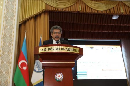 BDU-da III Beynəlxalq Türk Dünyası Kommunikasiya və İncəsənət Simpoziumunun açılışı olub - FOTO BDU-da III Beynəlxalq Türk Dünyası Kommunikasiya və İncəsənət Simpoziumunun açılışı olub - FOTO