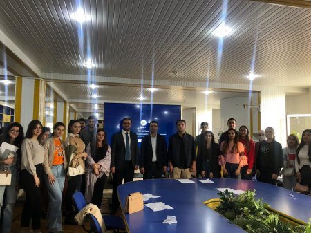 Dövlət Məşğulluq Agentliyi BDU tələbələri üçün növbəti infosessiya keçirib - FOTO Dövlət Məşğulluq Agentliyi BDU tələbələri üçün növbəti infosessiya keçirib - FOTO