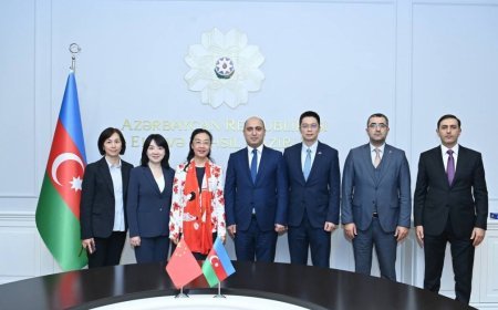 Elm və Təhsil Nazirliyi ilə Çin Xalq Respublikasının Ticarət Nazirliyi arasında müqavilə imzalanıb - FOTO Elm və Təhsil Nazirliyi ilə Çin Xalq Respublikasının Ticarət Nazirliyi arasında müqavilə imzalanıb - FOTO