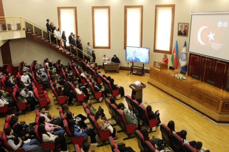BDU-da Türkiyə Cümhuriyyətinin 100-cü ildönümünə həsr olunmuş tədbir baş tutub - FOTO BDU-da Türkiyə Cümhuriyyətinin 100-cü ildönümünə həsr olunmuş tədbir baş tutub - FOTO
