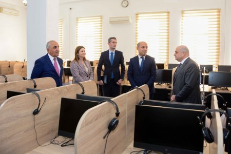 Emin Əmrullayev UNEC-də yeni mərkəzlərin açılışında iştirak edib - FOTOLAR