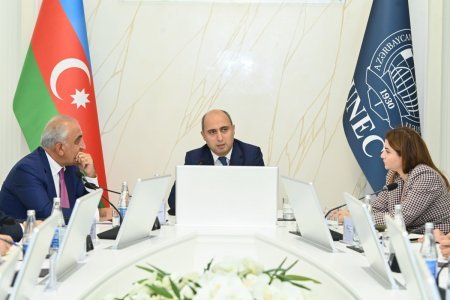 Emin Əmrullayev UNEC-də yeni mərkəzlərin açılışında iştirak edib - FOTOLAR