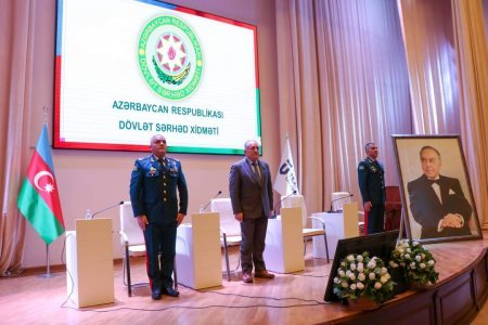 Dövlət Sərhəd Xidmətinin nümayəndə heyəti AzTU-da tələbələrlə görüşüb - FOTO