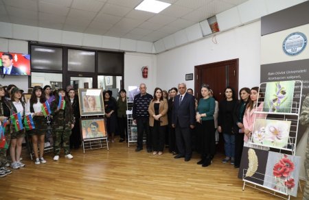 BDU-nun Biologiya fakültəsində Zəfər Gününə həsr olunmuş tədbir keçirilib - FOTO BDU-nun Biologiya fakültəsində Zəfər Gününə həsr olunmuş tədbir keçirilib - FOTO