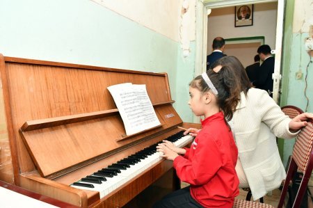 Naftalanda mədəniyyət müəssisələrinə baxış keçirilib - FOTOLAR Naftalanda mədəniyyət müəssisələrinə baxış keçirilib - FOTOLAR