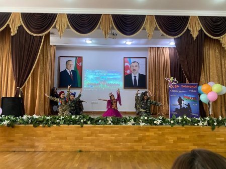 BSU-nun Məktəb-Lisey Kompleksində Zəfər Günü qeyd edilib - FOTO BSU-nun Məktəb-Lisey Kompleksində Zəfər Günü qeyd edilib - FOTO