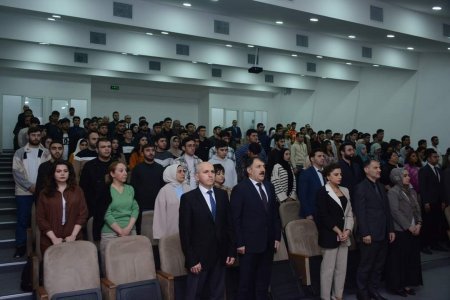 İlahiyyat İnstitutunda Zəfər Günü qeyd edilib - FOTO İlahiyyat İnstitutunda Zəfər Günü qeyd edilib - FOTO