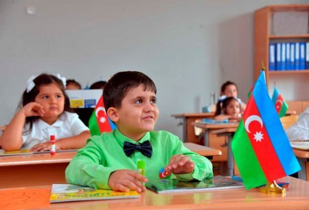 Məktəbəhazırlıq və I siniflərin yerdəyişməsinə başlanılır